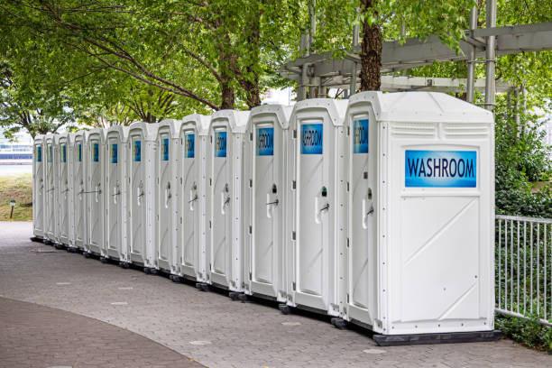 Best Porta potty delivery and setup  in Jasonville, IN